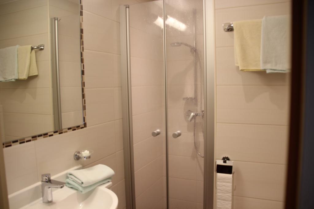 Gasthof Pension Berghof Hippach Εξωτερικό φωτογραφία