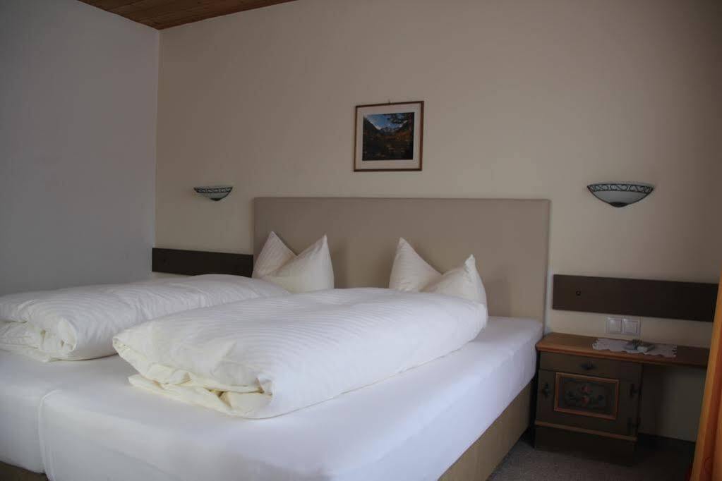 Gasthof Pension Berghof Hippach Εξωτερικό φωτογραφία